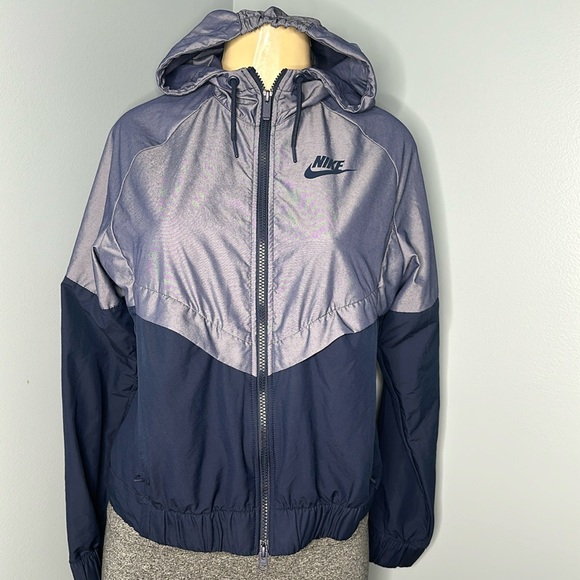 Nike Jackets & Blazers - Nike women’s S Wind runner jacket hooded blue zip up windbreaker pockets lining